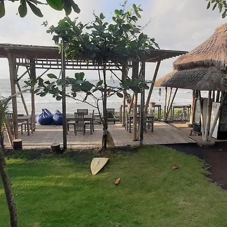 Keramas Surf Hostel Εξωτερικό φωτογραφία